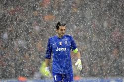 开云足球直播-F1马德里大奖赛争夺白热化，威廉姆斯反超凯迪拉克